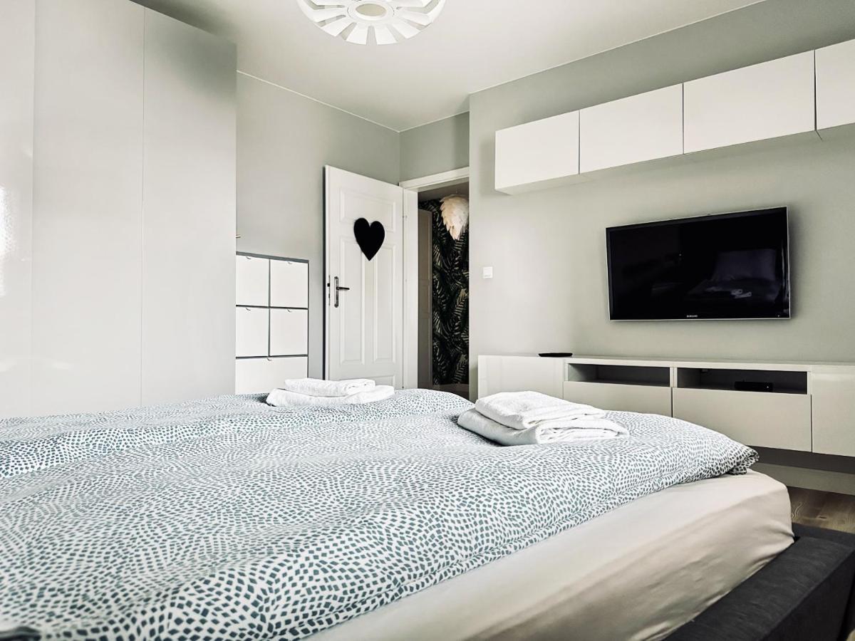 Cozy Apartment In Old Chocolate Factory Krakau Buitenkant foto